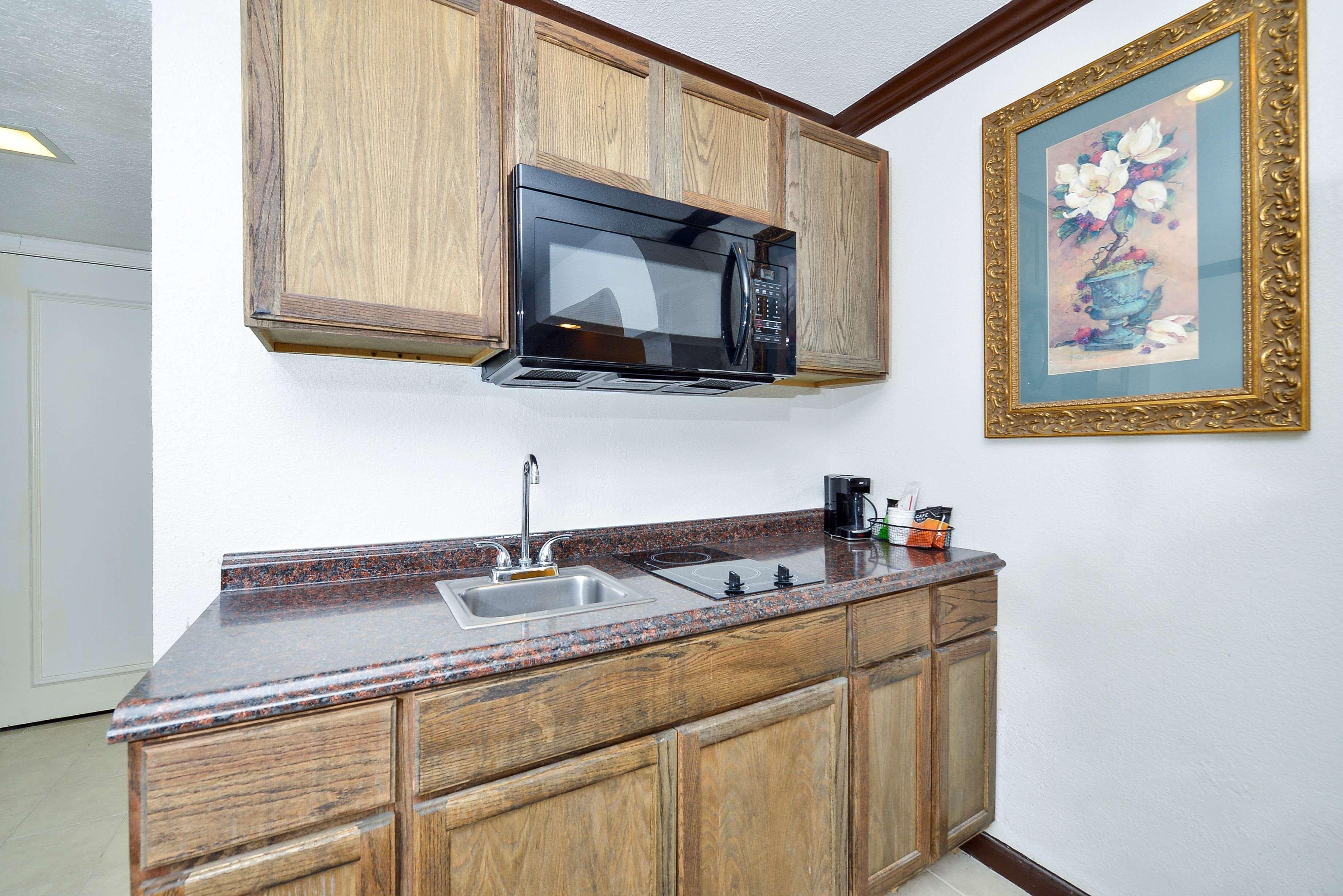 Americas Best Value Inn & Suites Brenham Ngoại thất bức ảnh
