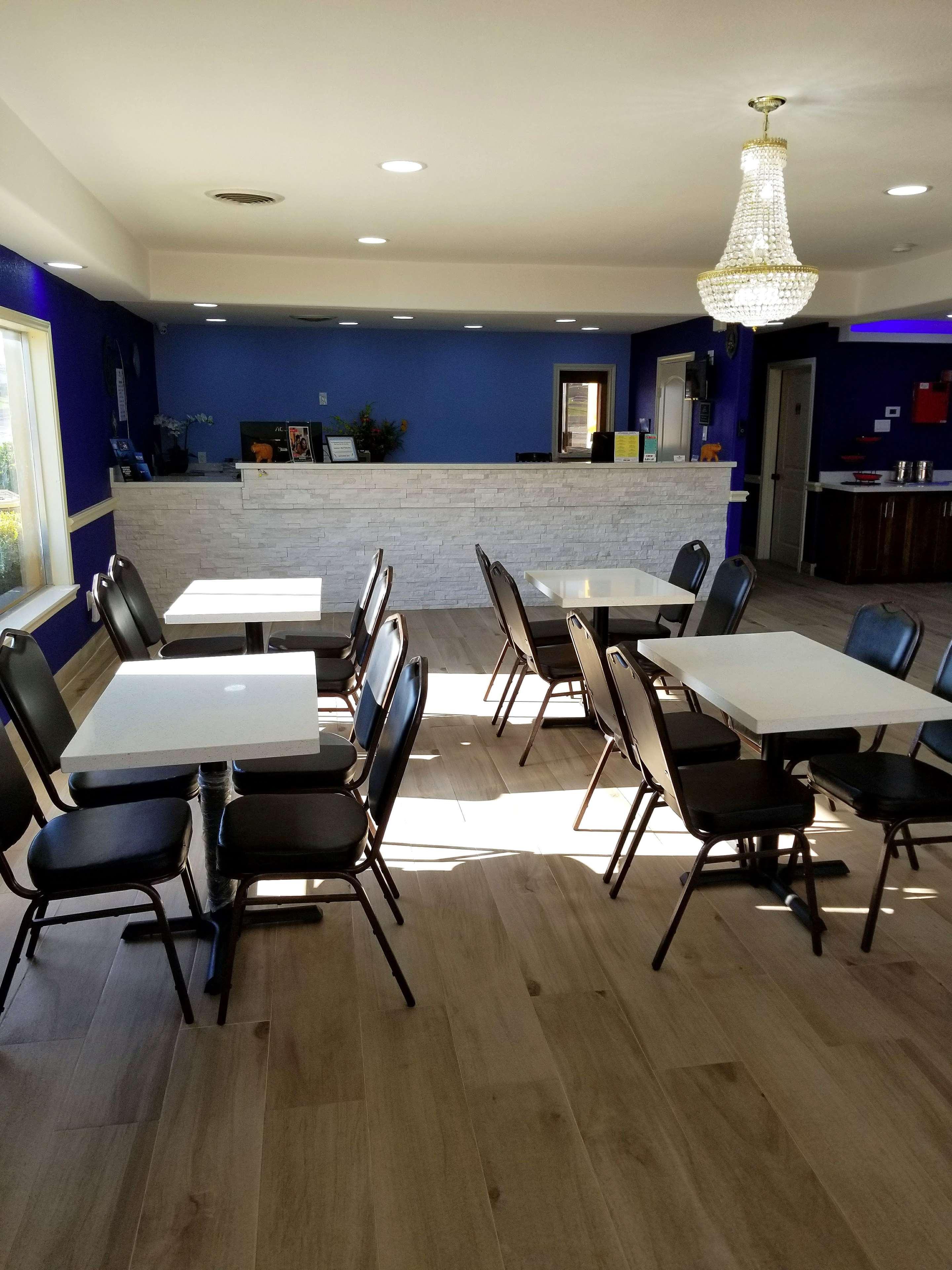 Americas Best Value Inn & Suites Brenham Ngoại thất bức ảnh