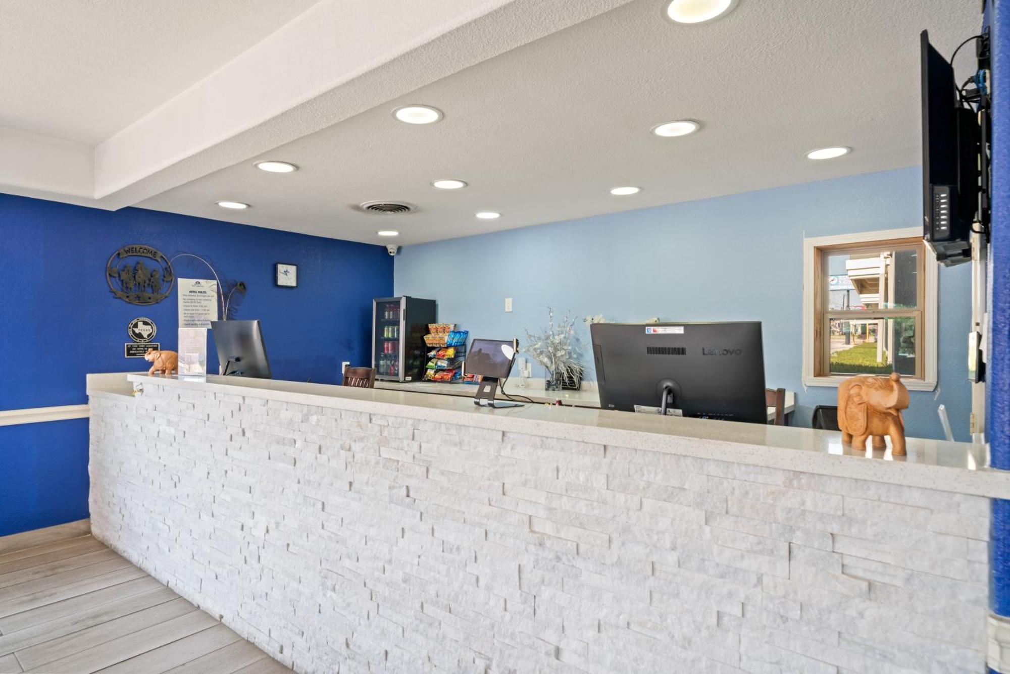 Americas Best Value Inn & Suites Brenham Ngoại thất bức ảnh