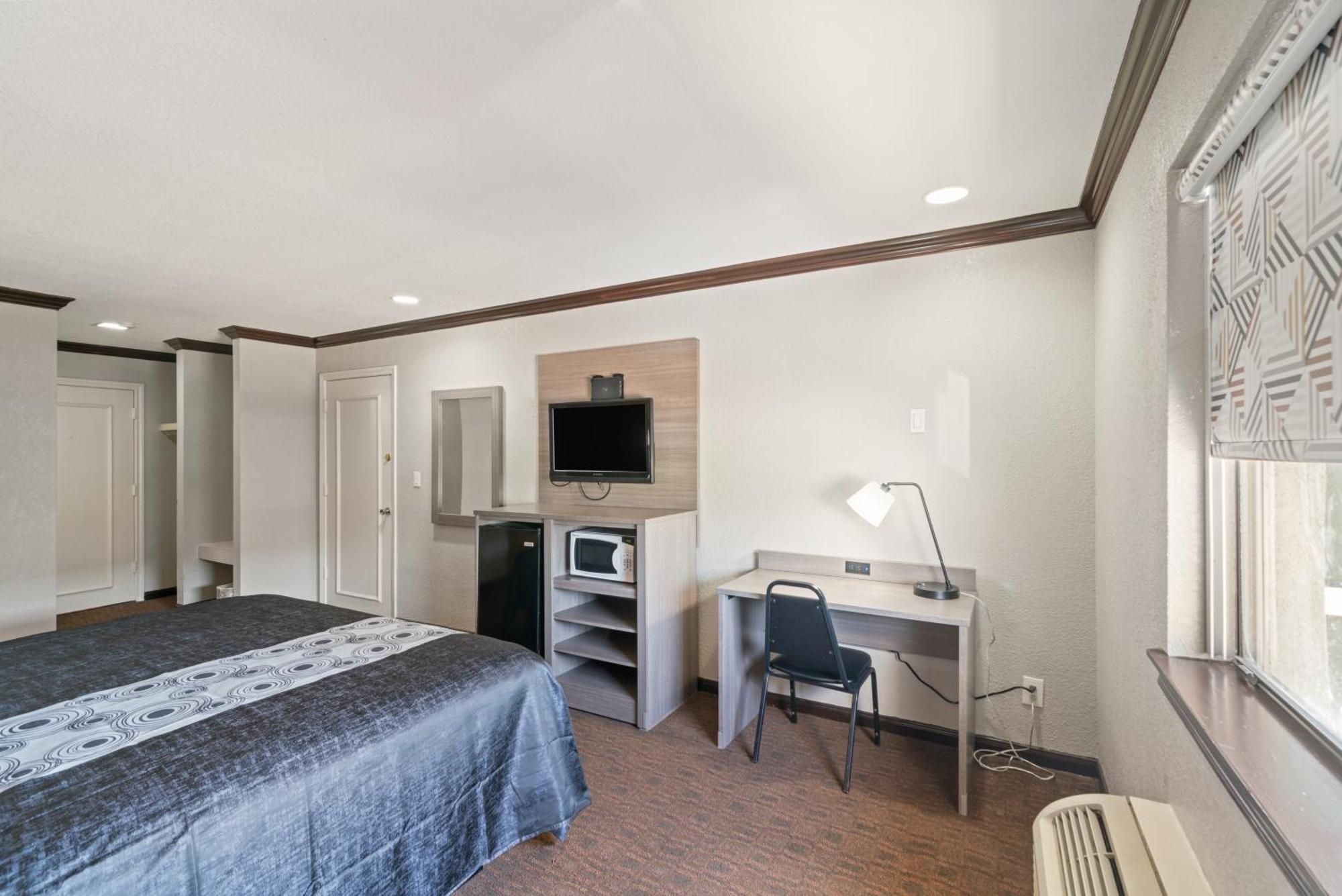 Americas Best Value Inn & Suites Brenham Ngoại thất bức ảnh