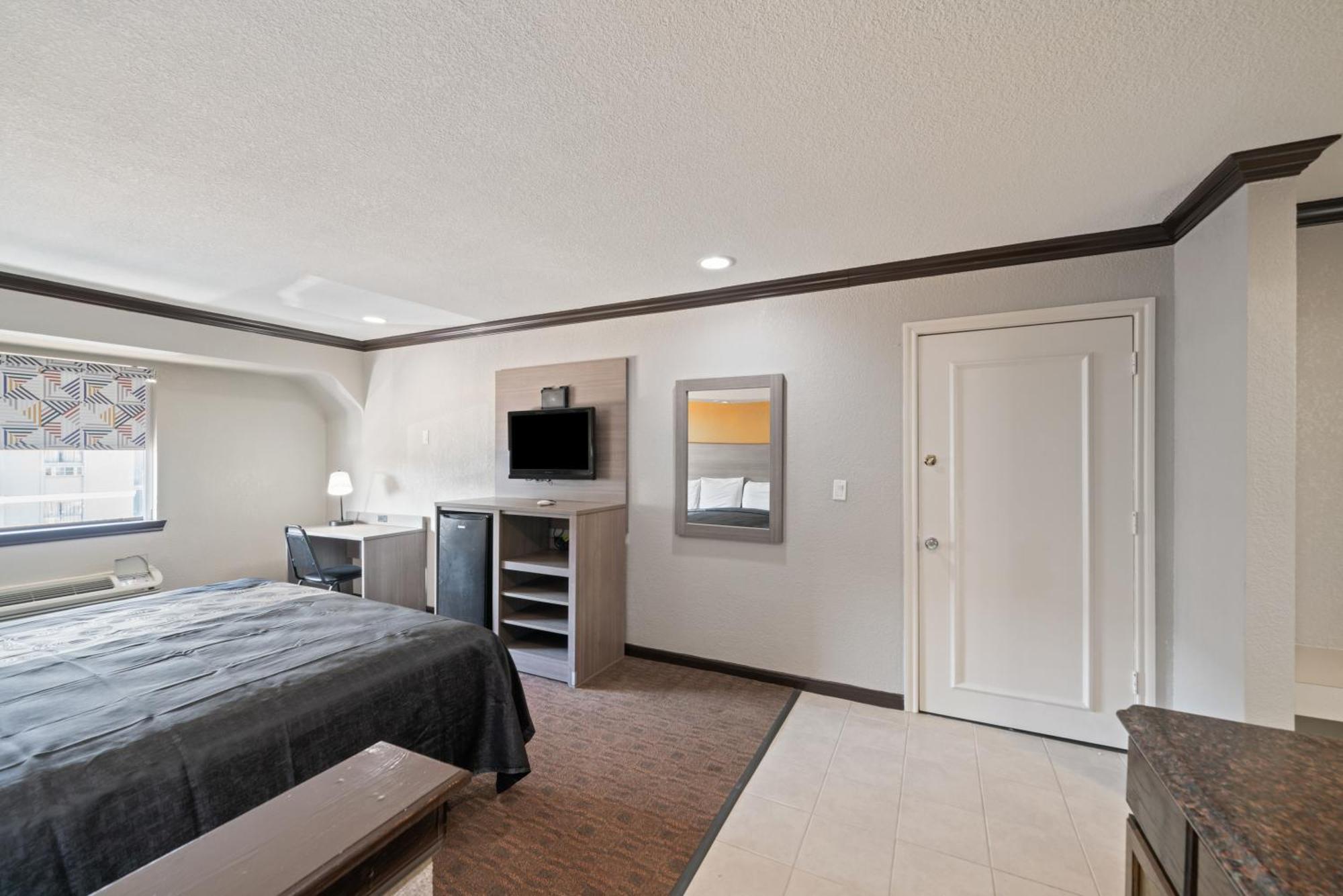 Americas Best Value Inn & Suites Brenham Ngoại thất bức ảnh